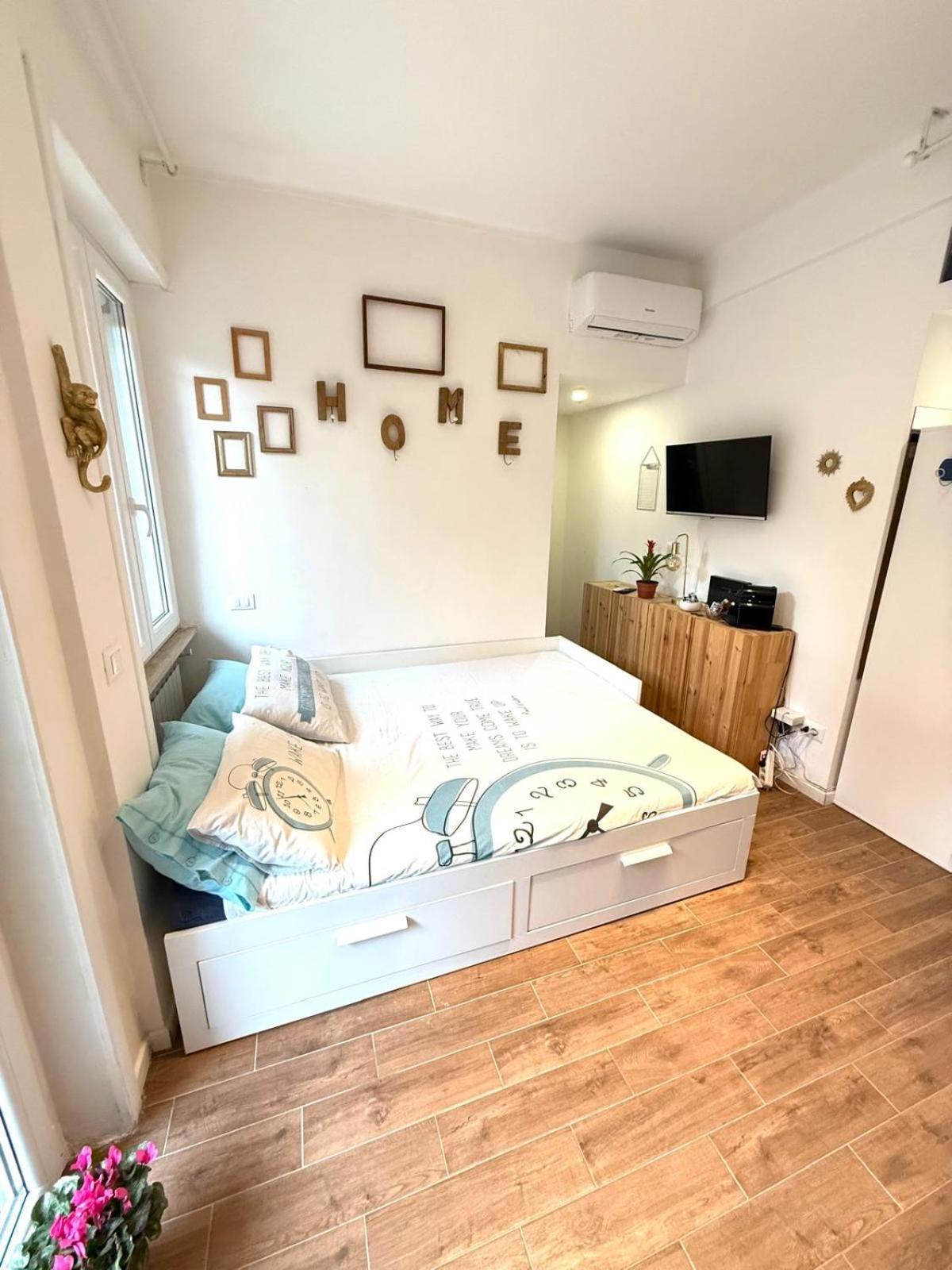 Happy House With Private Garden Apartment Rome